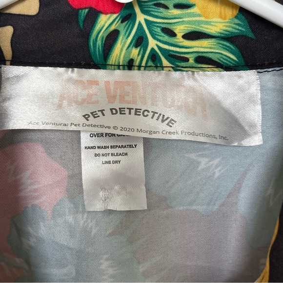Ace Ventura Hawiian Shirt Men’s Pet Detective Floral Black Yellow Size Large - Picture 4 of 5